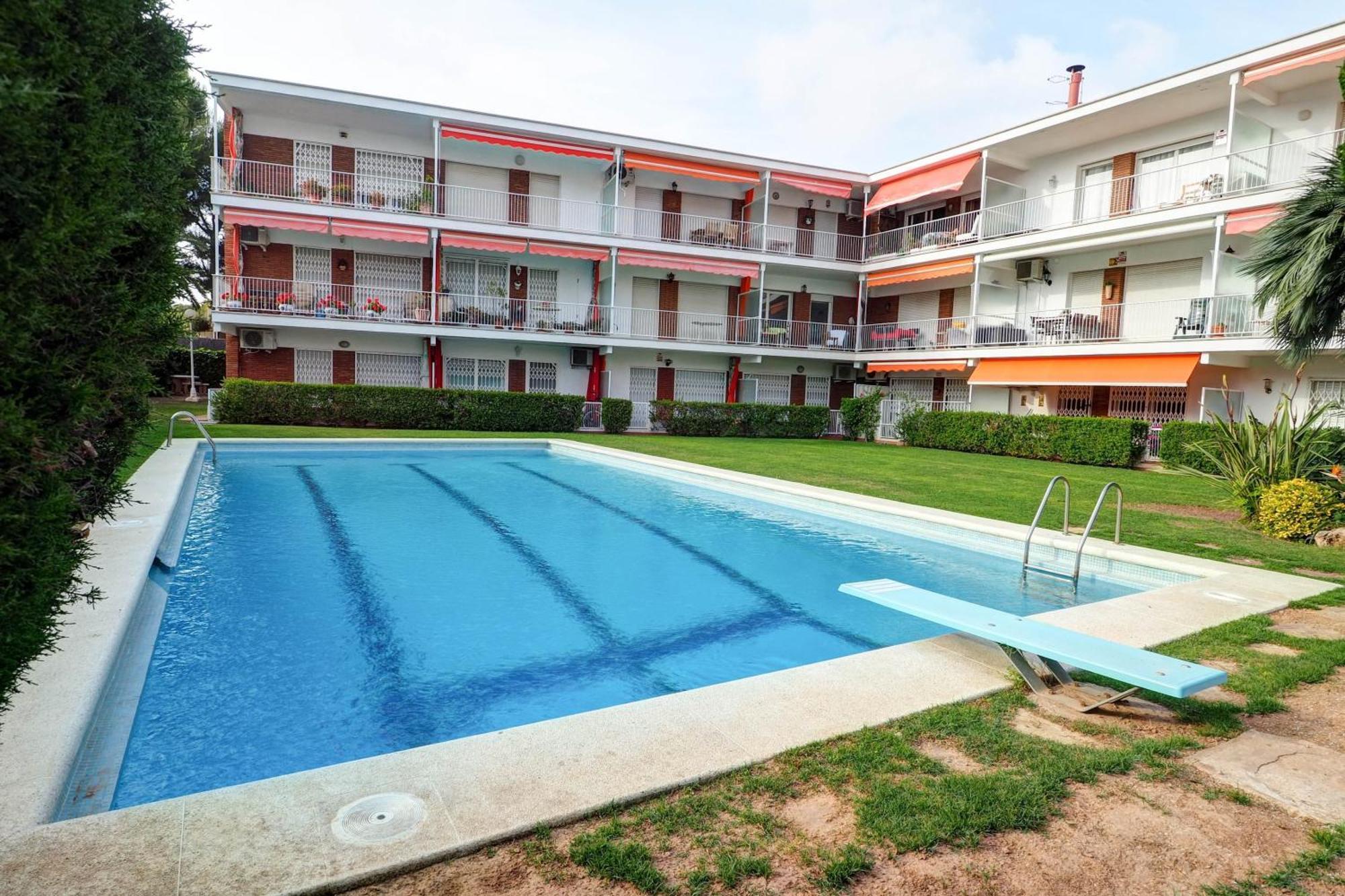 Sitges With Pool Near Beach By Hello Homes Sitges Exterior foto